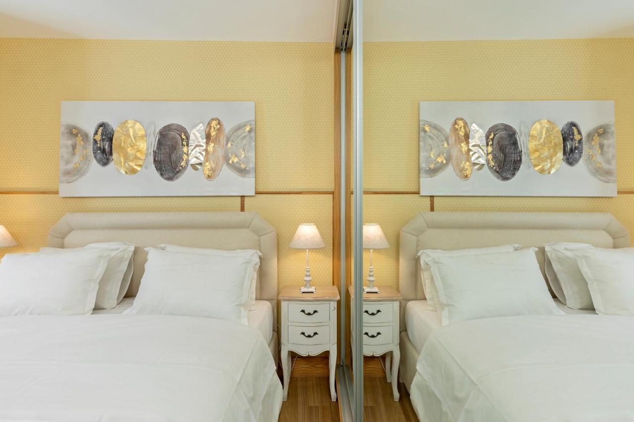 Vouliagmeni'S Elegance By Acropolis Suites 아테네 외부 사진